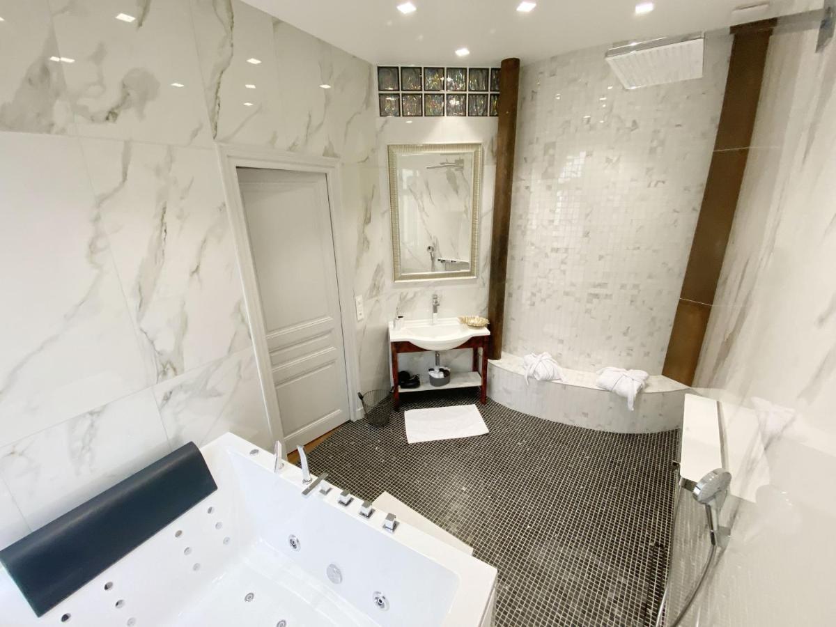 Le Clovis Suites Spa Sauna Ρενς Εξωτερικό φωτογραφία