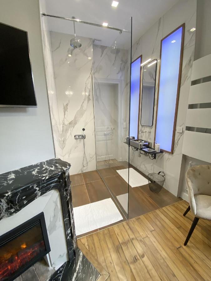 Le Clovis Suites Spa Sauna Ρενς Εξωτερικό φωτογραφία